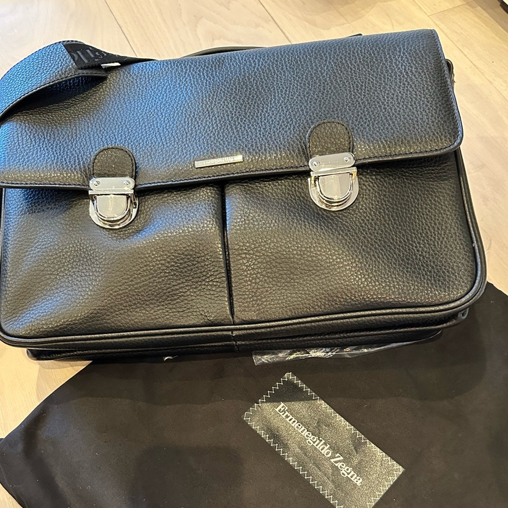 Ermenegildo Zegna leather briefcase, pristine condition with dust bag